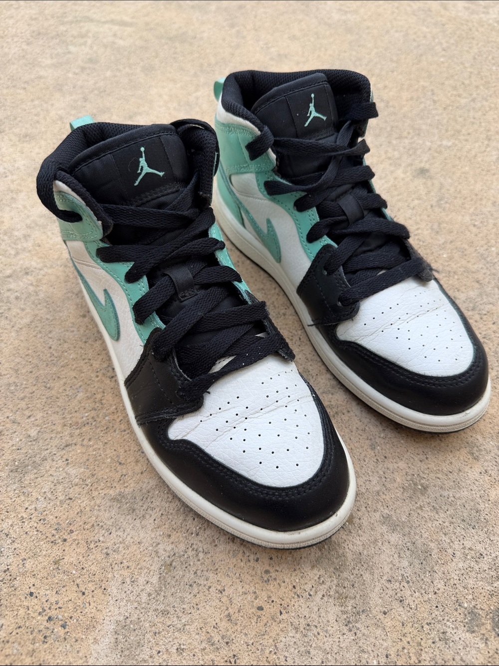 Nike Air Jordan 1 Mid 'Tropical Twist' Teal Blue Girls Sneakers Size 3Y